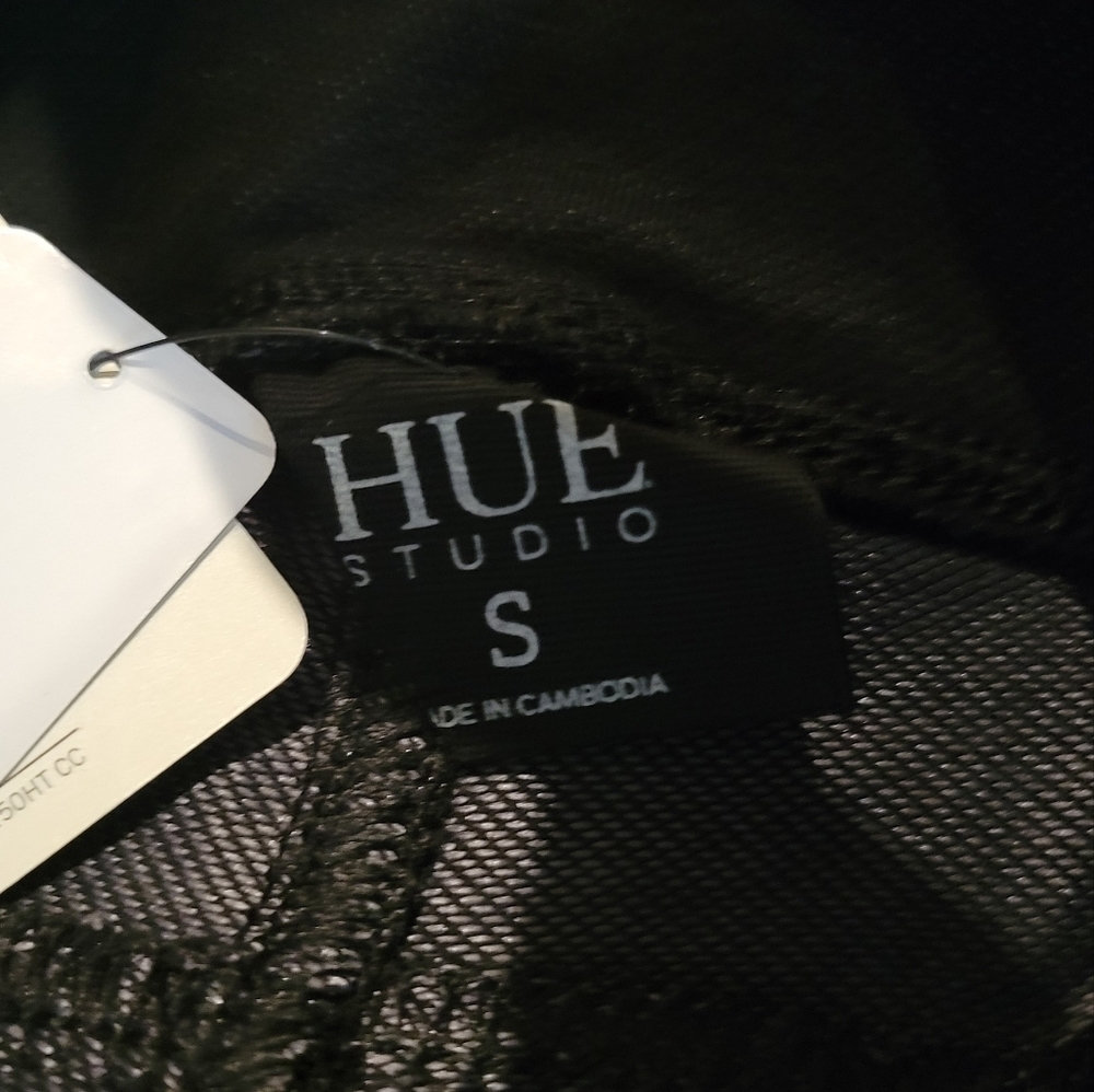 Women's Mid-Rise Classic Knit Denim Jean Yoga/Leggings Size: S | HUE Studio - Picture 10 of 10